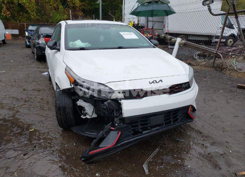 Photo 6 of 2022 Kia Forte GT (VIN 3KPF44AC9NE460058)