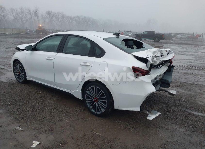 Photo 3 of 2024 Kia Forte GT (VIN 3KPF44AC9RE699759)