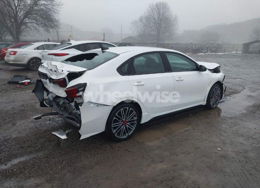 Photo 4 of 2024 Kia Forte GT (VIN 3KPF44AC9RE699759)