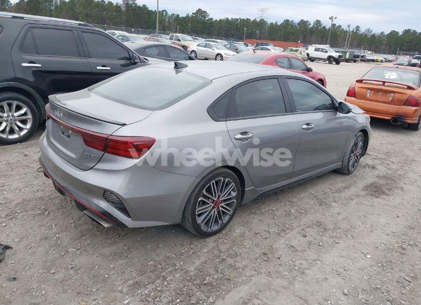 Photo 4 of 2024 Kia Forte GT (VIN 3KPF44AC9RE727950)