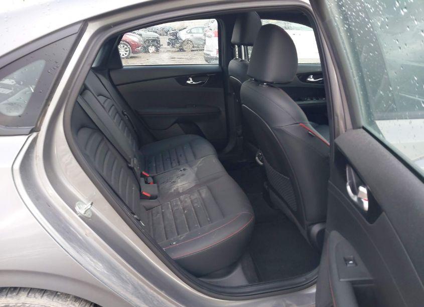 Photo 8 of 2022 Kia Forte GT MANUAL (VIN 3KPF44ACXNE441258)