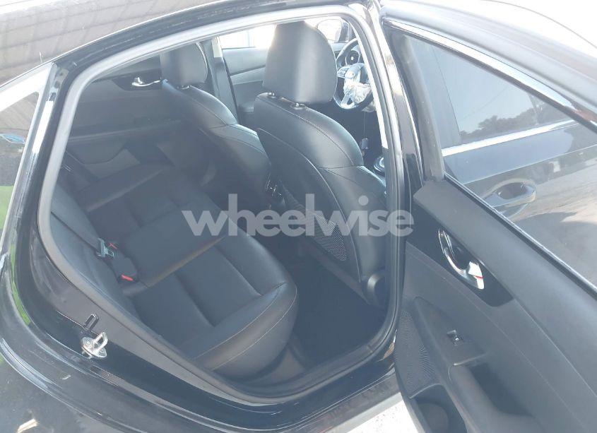 Photo 8 of 2021 Kia Forte EX (VIN 3KPF54AD0ME284084)