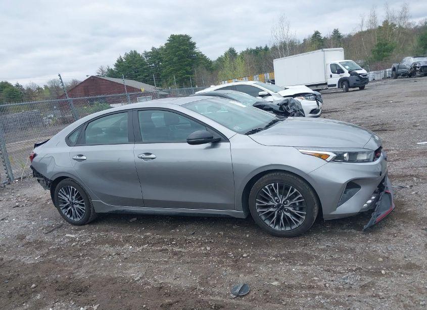 Photo 14 of 2022 Kia Forte GT-LINE (VIN 3KPF54AD0NE425267)