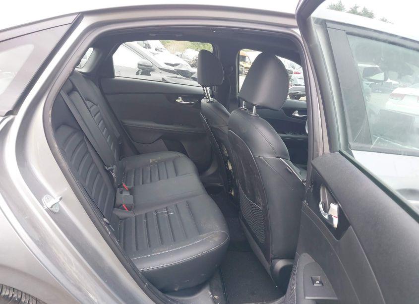 Photo 8 of 2022 Kia Forte GT-LINE (VIN 3KPF54AD0NE425267)