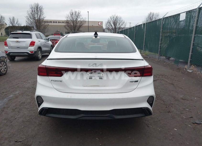 Photo 16 of 2022 Kia Forte GT-LINE (VIN 3KPF54AD0NE435491)