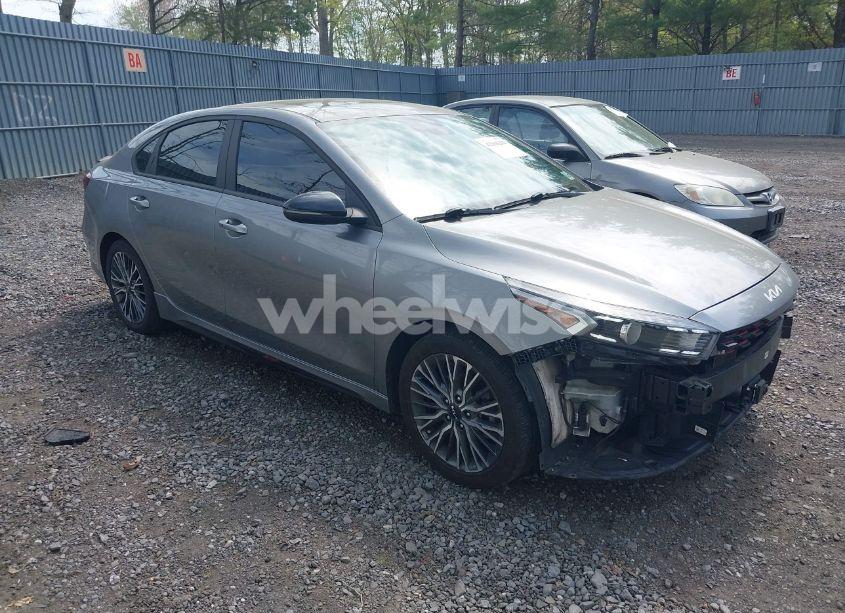 2022 Kia Forte GT-LINE (VIN 3KPF54AD0NE490720) main photo