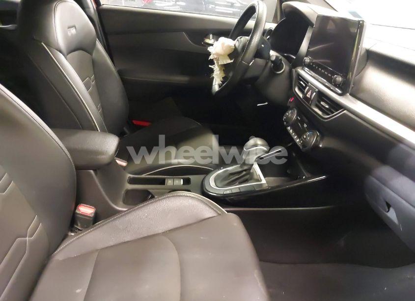 Photo 5 of 2023 Kia Forte GT-LINE (VIN 3KPF54AD0PE527980)