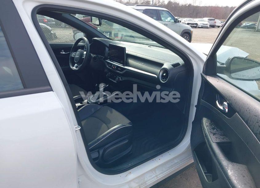 Photo 5 of 2023 Kia Forte GT-LINE (VIN 3KPF54AD0PE647195)