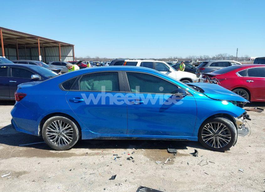 Photo 13 of 2023 Kia Forte GT-LINE (VIN 3KPF54AD0PE661582)