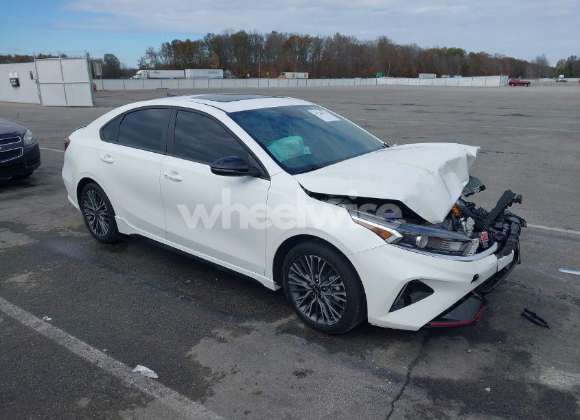 2023 Kia Forte GT-LINE (VIN 3KPF54AD0PE670069) main photo