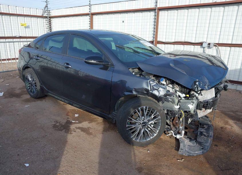 2023 Kia Forte GT-LINE (VIN 3KPF54AD0PE689396) main photo