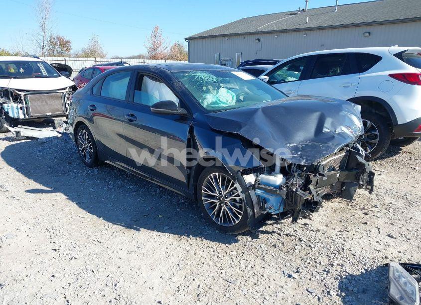 2024 Kia Forte GT-LINE (VIN 3KPF54AD0RE713442) main photo