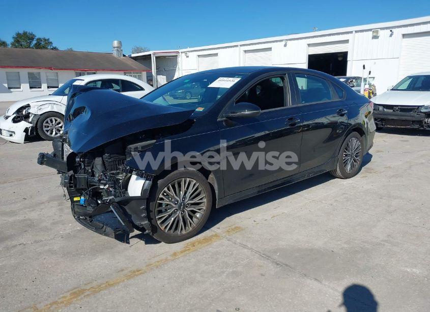 Photo 2 of 2024 Kia Forte GT-LINE (VIN 3KPF54AD0RE721735)