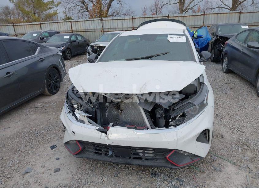 Photo 12 of 2024 Kia Forte GT-LINE (VIN 3KPF54AD0RE730581)