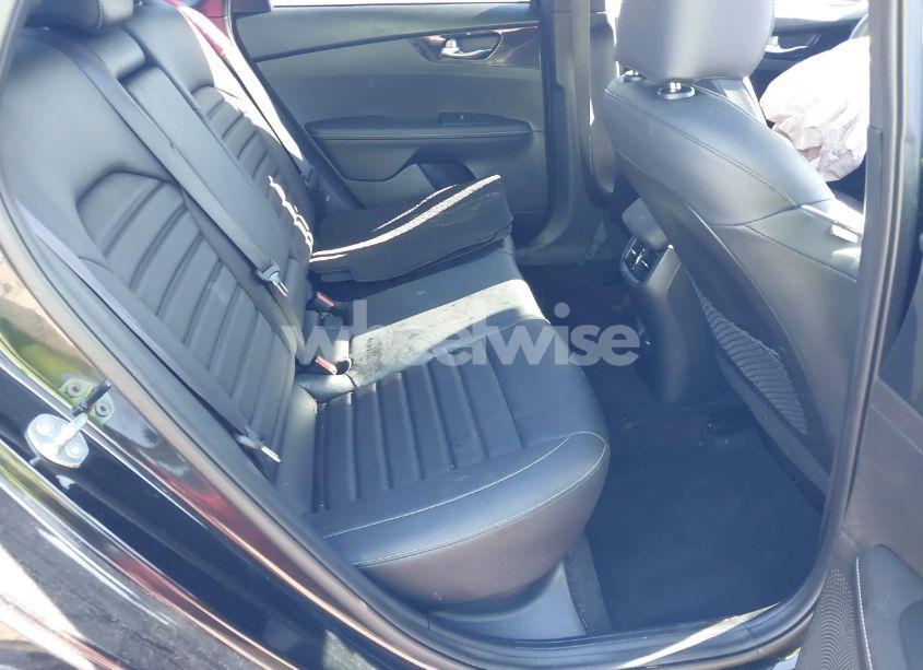 Photo 8 of 2024 Kia Forte GT-LINE (VIN 3KPF54AD0RE734257)