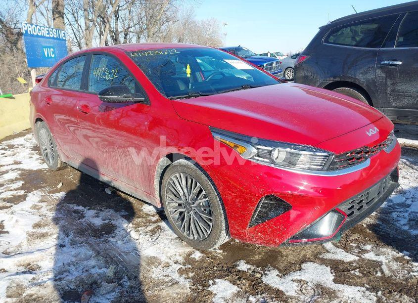 2024 Kia Forte GT-LINE (VIN 3KPF54AD0RE748059) main photo