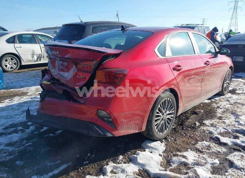 Photo 4 of 2024 Kia Forte GT-LINE (VIN 3KPF54AD0RE748059)