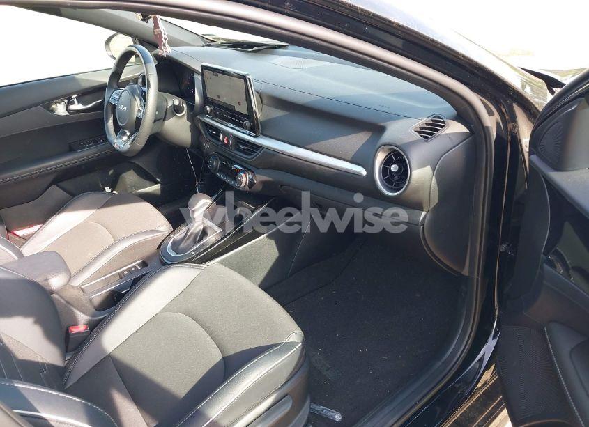 Photo 5 of 2024 Kia Forte GT-LINE (VIN 3KPF54AD0RE764018)