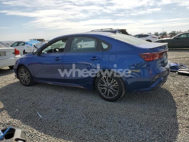 2024 KIA FORTE GT LINE (VIN 3KPF54AD0RE768991) main photo