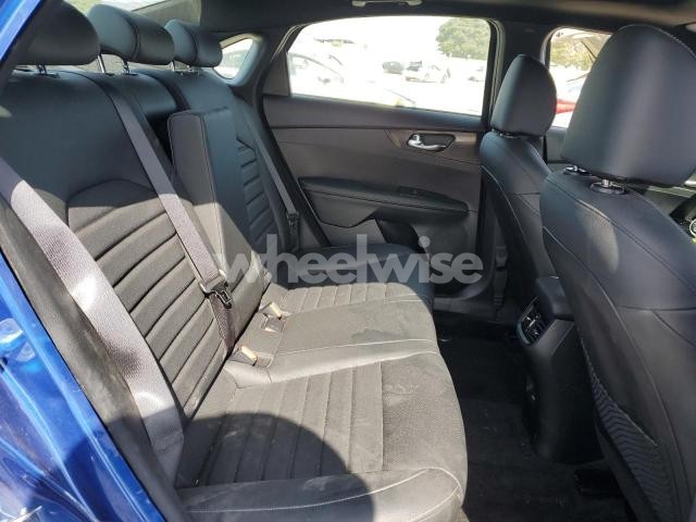 Photo 2 of 2024 KIA FORTE GT LINE (VIN 3KPF54AD0RE768991)