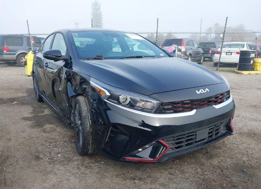 2024 Kia Forte GT-LINE (VIN 3KPF54AD0RE786729) main photo