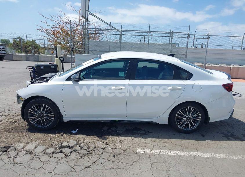 Photo 15 of 2024 Kia Forte GT-LINE (VIN 3KPF54AD0RE804162)