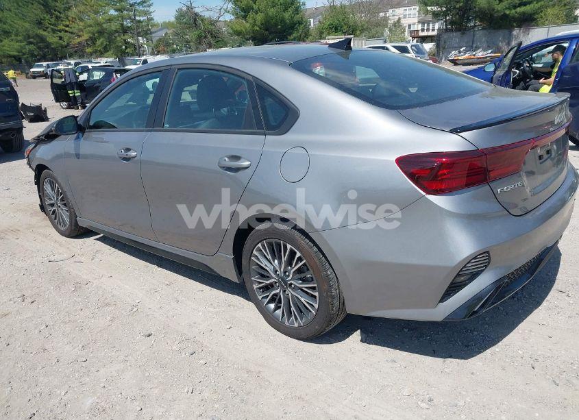 Photo 3 of 2024 Kia Forte GT-LINE (VIN 3KPF54AD0RE830843)