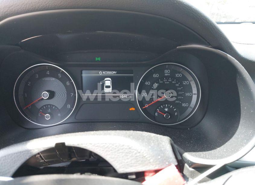 Photo 7 of 2024 Kia Forte GT-LINE (VIN 3KPF54AD0RE830843)
