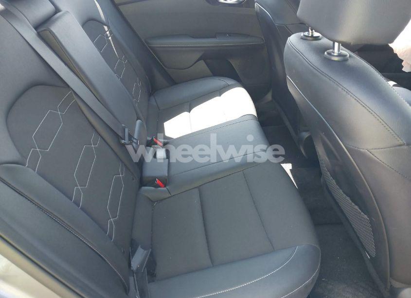 Photo 8 of 2024 Kia Forte GT-LINE (VIN 3KPF54AD0RE830843)