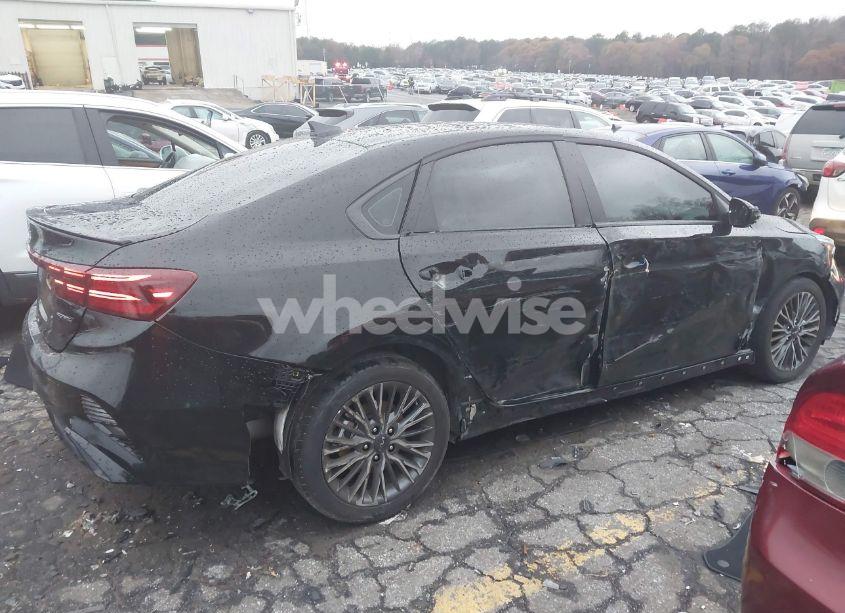 Photo 13 of 2024 Kia Forte GT-LINE (VIN 3KPF54AD0RE831832)