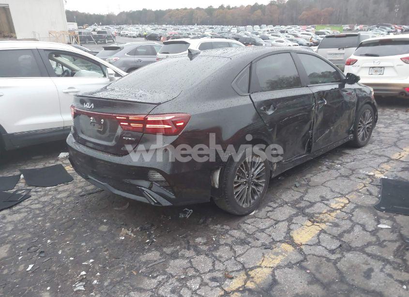 Photo 4 of 2024 Kia Forte GT-LINE (VIN 3KPF54AD0RE831832)