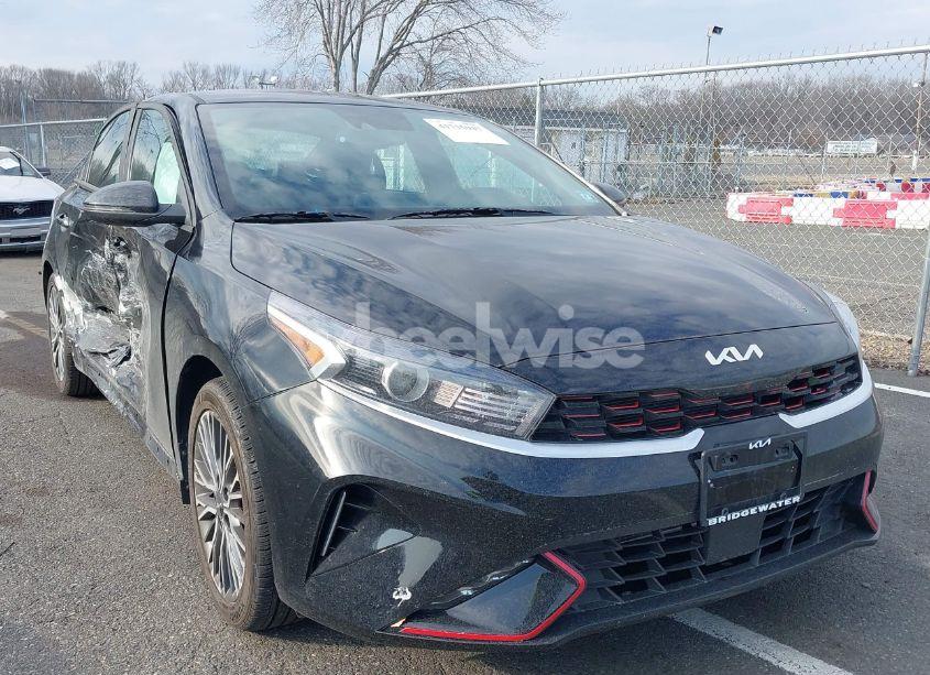 2024 Kia Forte GT-LINE (VIN 3KPF54AD0RE832446) main photo