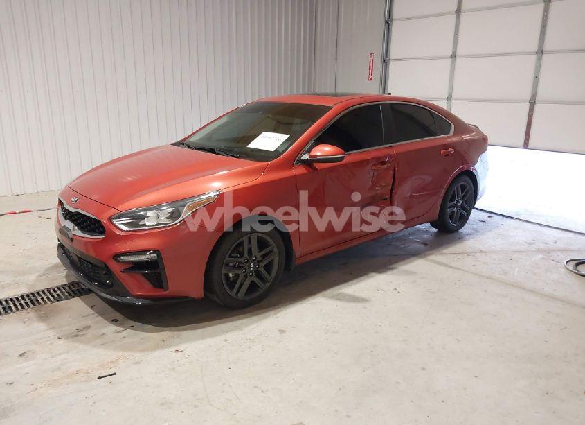 Photo 2 of 2019 Kia Forte EX (VIN 3KPF54AD1KE069732)