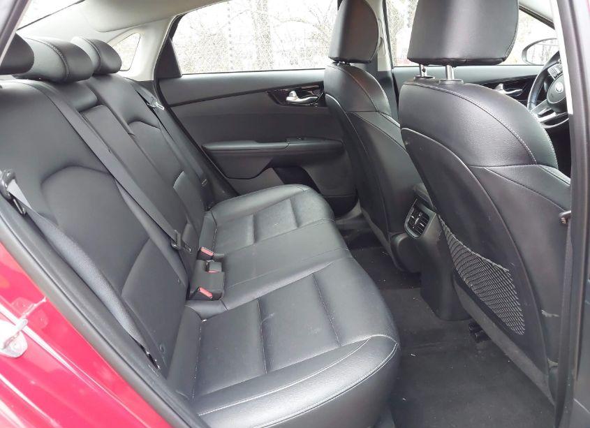 Photo 8 of 2020 Kia Forte EX (VIN 3KPF54AD1LE253778)