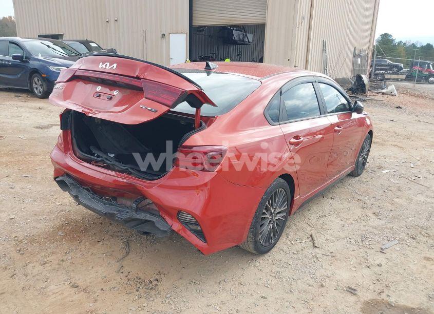 Photo 4 of 2022 Kia Forte GT-LINE (VIN 3KPF54AD1NE472520)