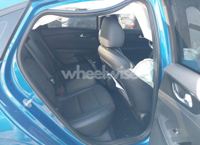 Photo 8 of 2022 Kia Forte GT-LINE (VIN 3KPF54AD1NE489009)