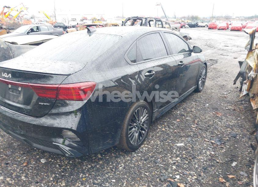 Photo 4 of 2022 Kia Forte GT-LINE (VIN 3KPF54AD1NE505760)