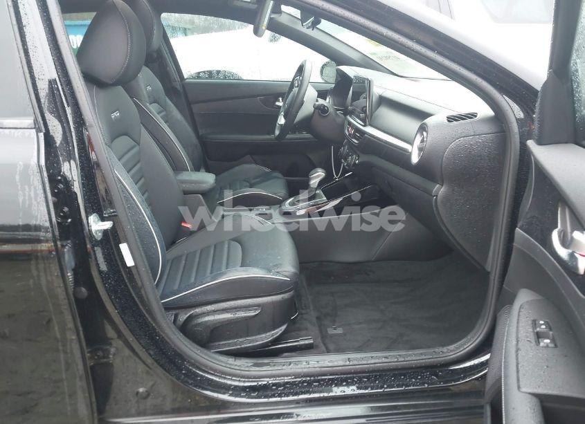 Photo 5 of 2023 Kia Forte GT-LINE (VIN 3KPF54AD1PE524635)