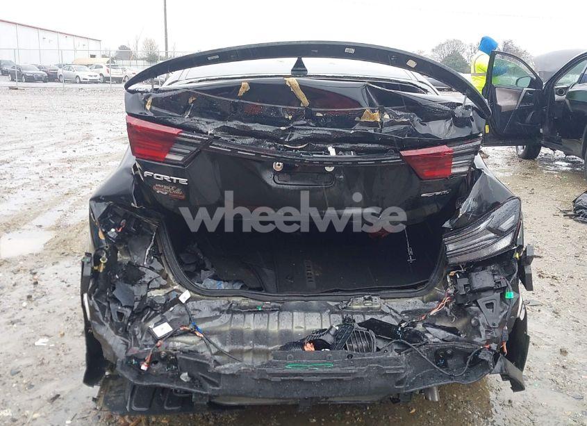 Photo 6 of 2023 Kia Forte GT-LINE (VIN 3KPF54AD1PE524635)