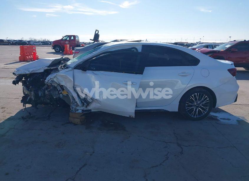 Photo 15 of 2023 Kia Forte GT-LINE (VIN 3KPF54AD1PE619955)