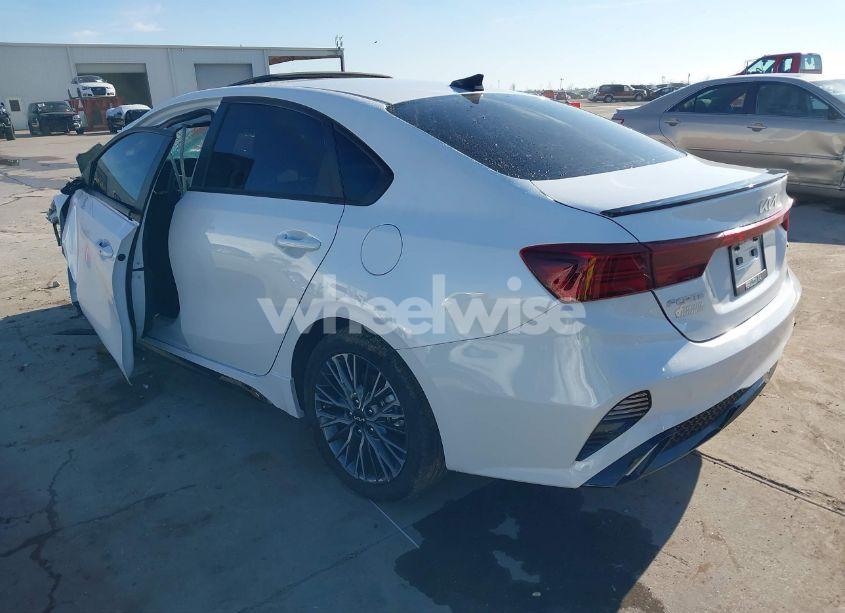 Photo 3 of 2023 Kia Forte GT-LINE (VIN 3KPF54AD1PE619955)