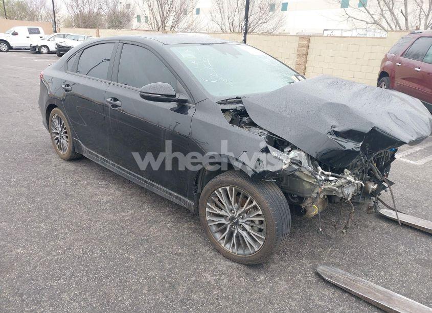 2023 Kia Forte GT-LINE (VIN 3KPF54AD1PE652793) main photo