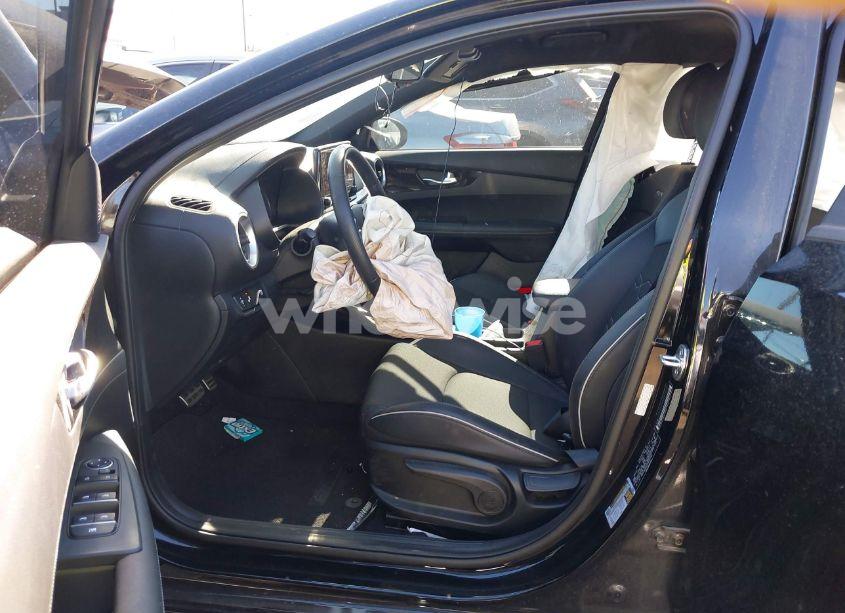 Photo 5 of 2023 Kia Forte GT-LINE (VIN 3KPF54AD1PE652793)