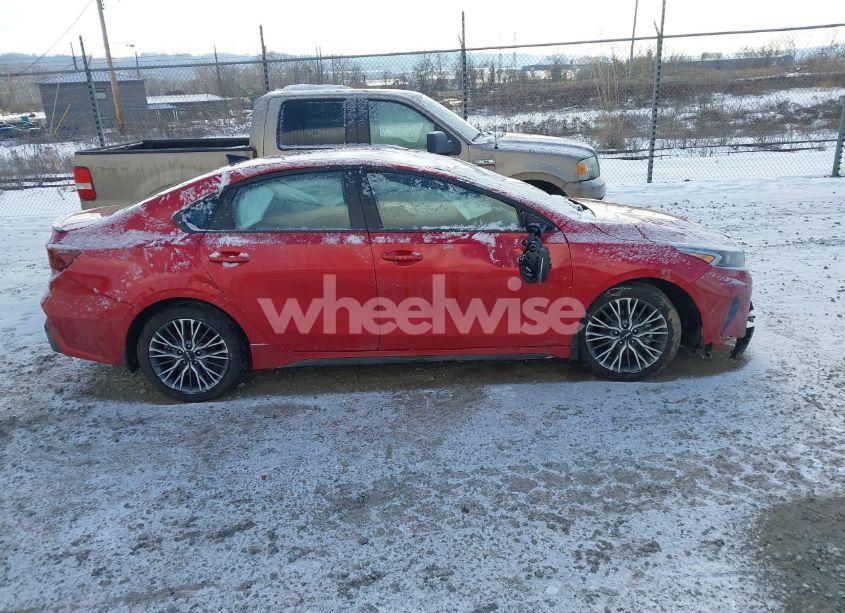 Photo 13 of 2024 Kia Forte GT-LINE (VIN 3KPF54AD1RE774587)