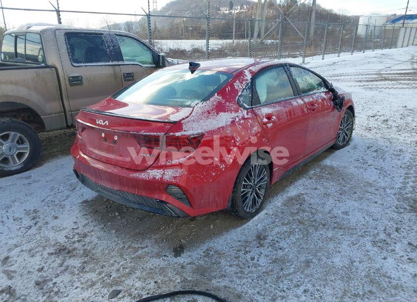 Photo 4 of 2024 Kia Forte GT-LINE (VIN 3KPF54AD1RE774587)