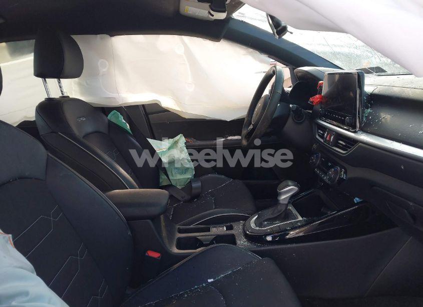 Photo 5 of 2024 Kia Forte GT-LINE (VIN 3KPF54AD1RE774587)