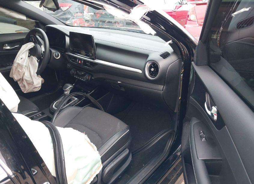 Photo 5 of 2024 Kia Forte GT-LINE (VIN 3KPF54AD1RE778283)