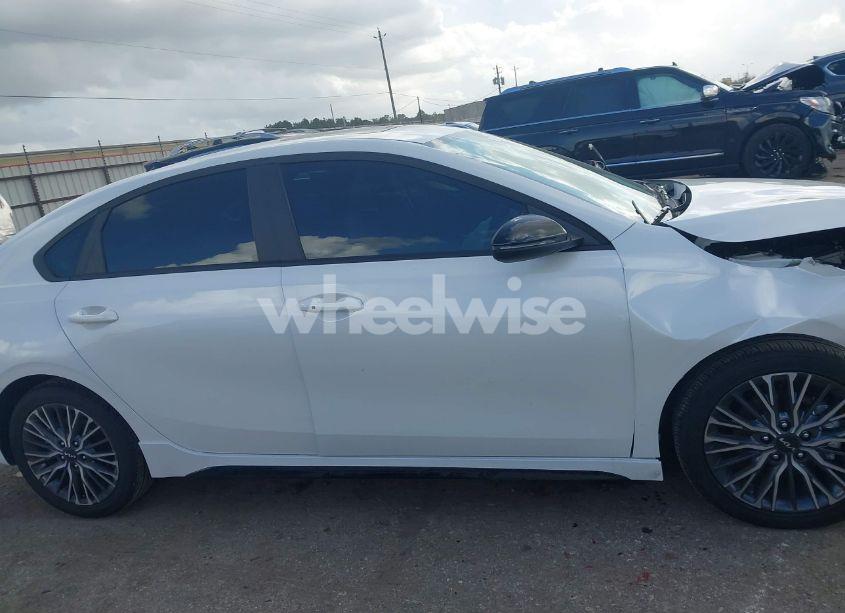 Photo 14 of 2024 Kia Forte GT-LINE (VIN 3KPF54AD1RE806969)