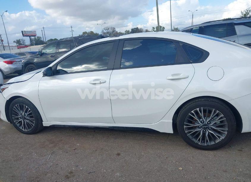 Photo 15 of 2024 Kia Forte GT-LINE (VIN 3KPF54AD1RE806969)