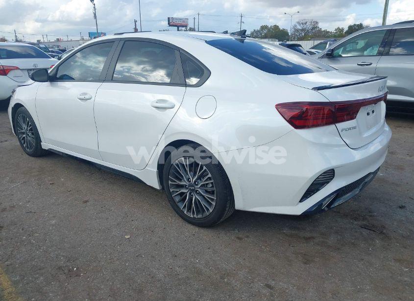 Photo 3 of 2024 Kia Forte GT-LINE (VIN 3KPF54AD1RE806969)